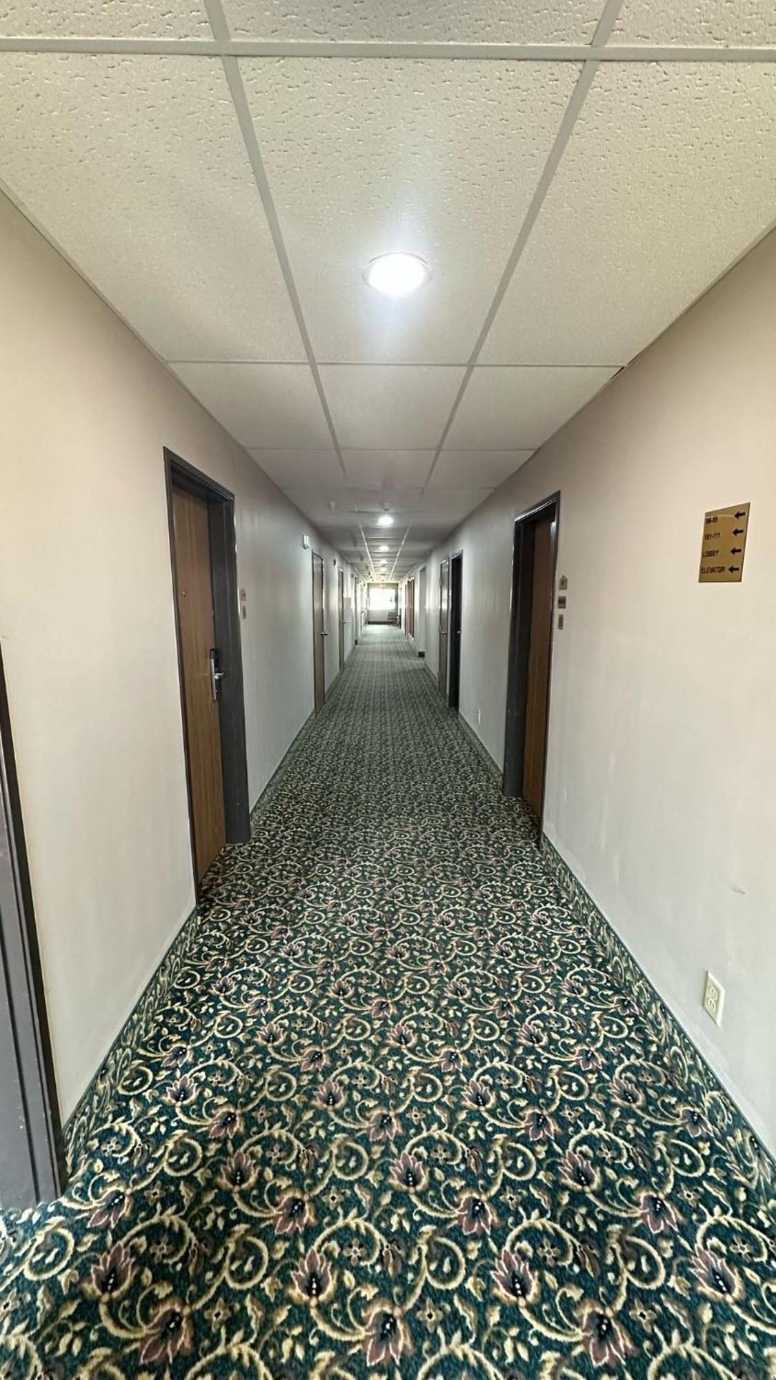 Burgundy Inn & Suites By Oyo El Paso Luaran gambar